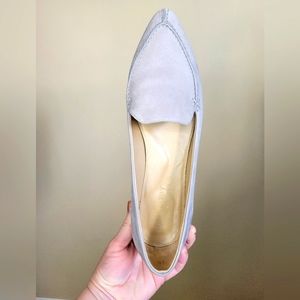 Poppy Barley Beige Suede Loafer Size 10